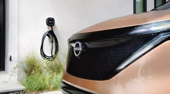 Pulsar Plus™ Charger